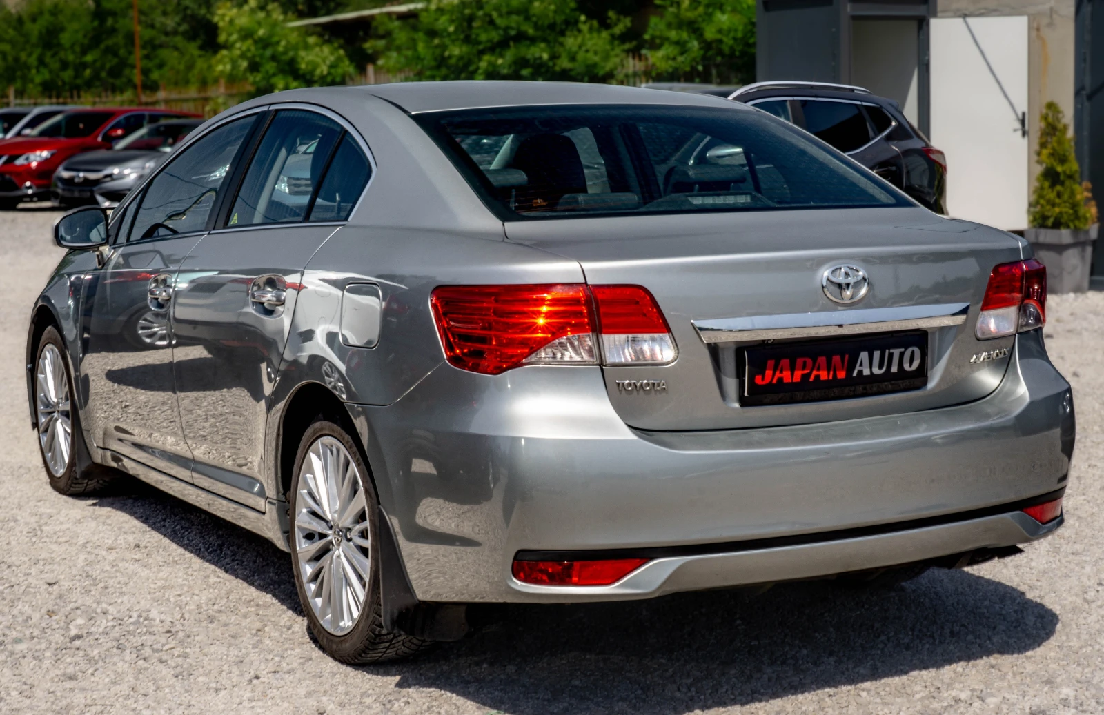 Toyota Avensis 1.8 бензин! ТОП! С ГАРАНЦИЯ! ALCANTARA, снимка 5 - Автомобили и джипове - 55086117