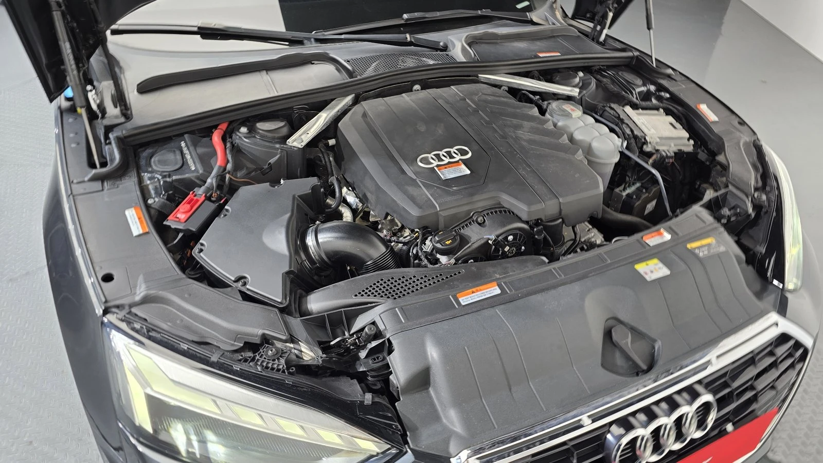 Audi A5 40 TFSI quattro* ЛЮК* KEYLESS* КРАЙНА ЦЕНА, снимка 6 - Автомобили и джипове - 55336589