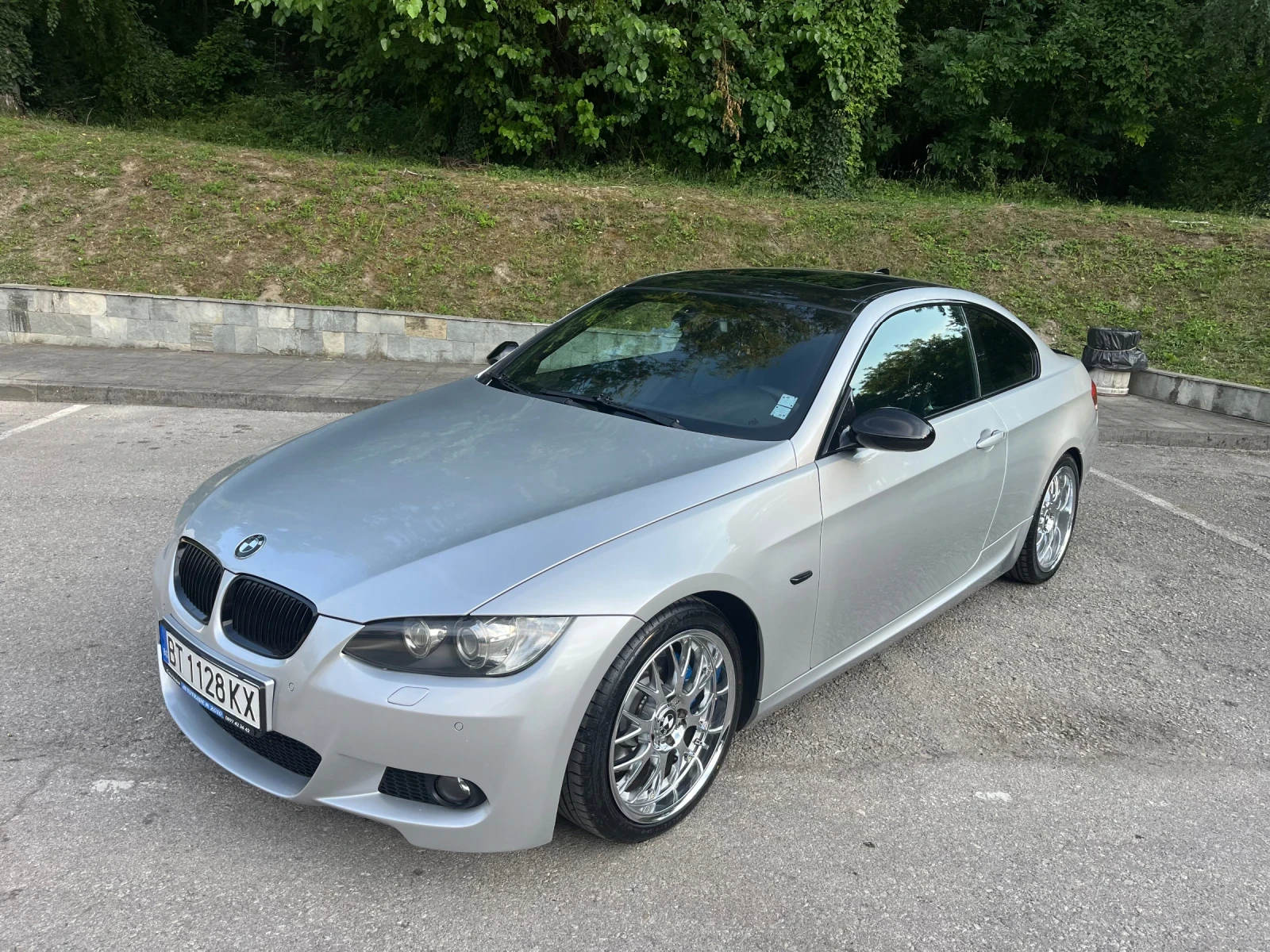 BMW 325 Обслужен* Регистриран* Навигация* Кожа* Ръчка* N52