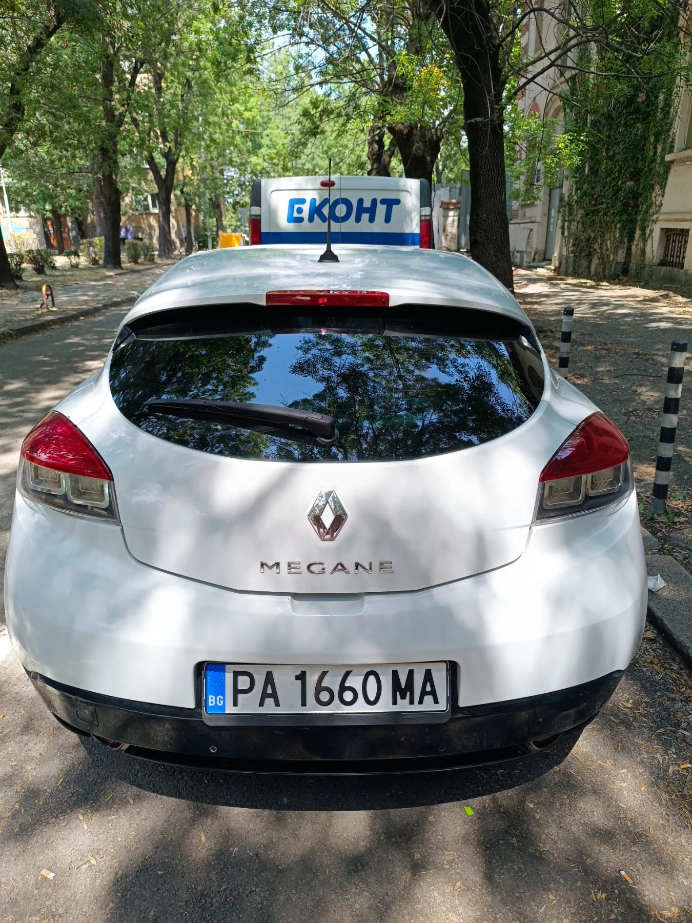 Renault Megane, снимка 2 - Автомобили и джипове - 55603758