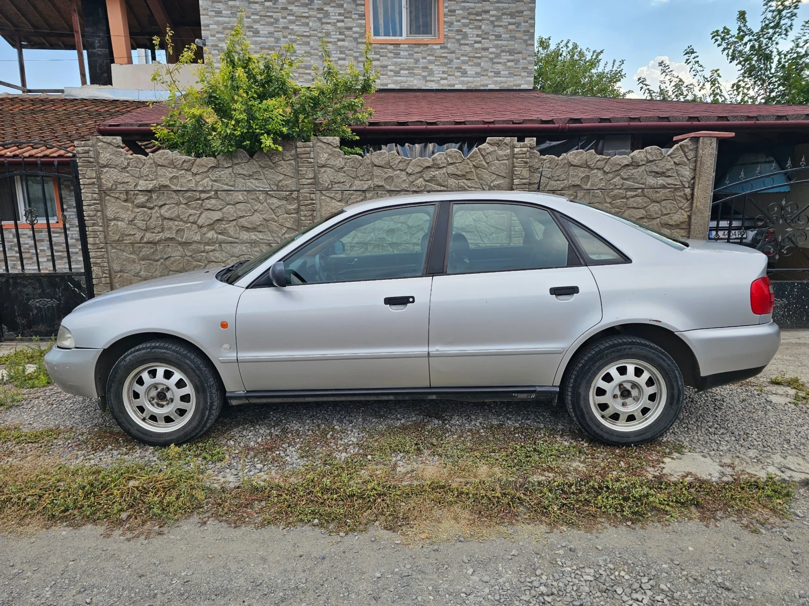 Audi A4 1.8TQ, снимка 4 - Автомобили и джипове - 55837375
