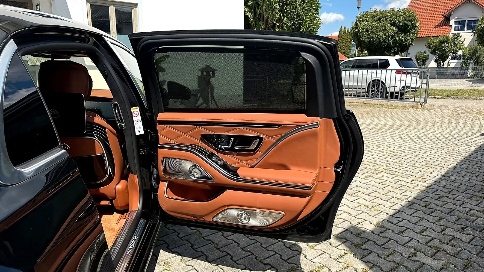 Mercedes-Benz S 680 MAYBACH / MANUFAKTUR / FIRST-CLASS / EXECUTIVE /, снимка 11 - Автомобили и джипове - 55922611