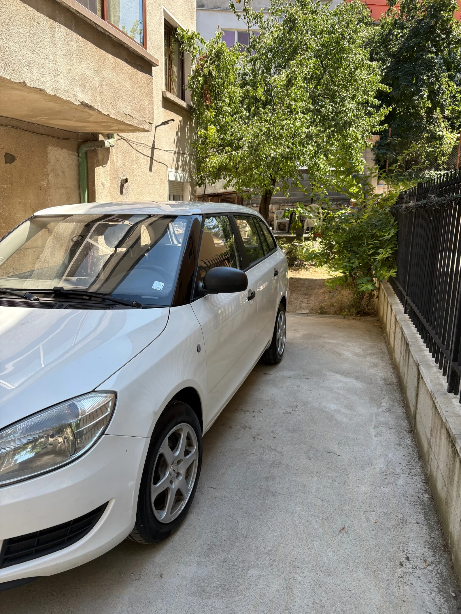 Skoda Fabia Комби, снимка 15 - Автомобили и джипове - 56106336
