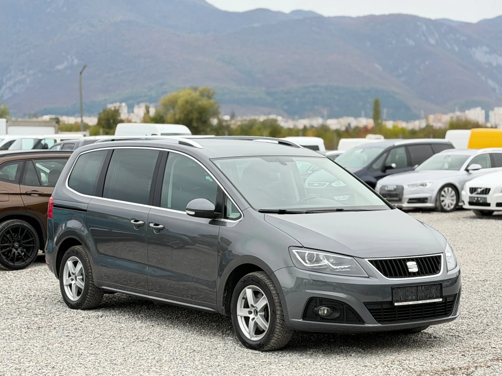 Seat Alhambra 2.0TDI * Нов внос* * Камера* , снимка 3 - Автомобили и джипове - 56261189