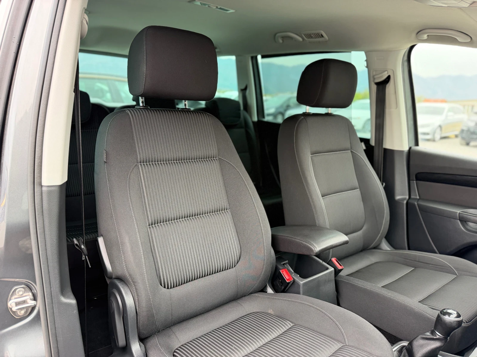 Seat Alhambra 2.0TDI * Нов внос* * Камера* , снимка 15 - Автомобили и джипове - 56261189
