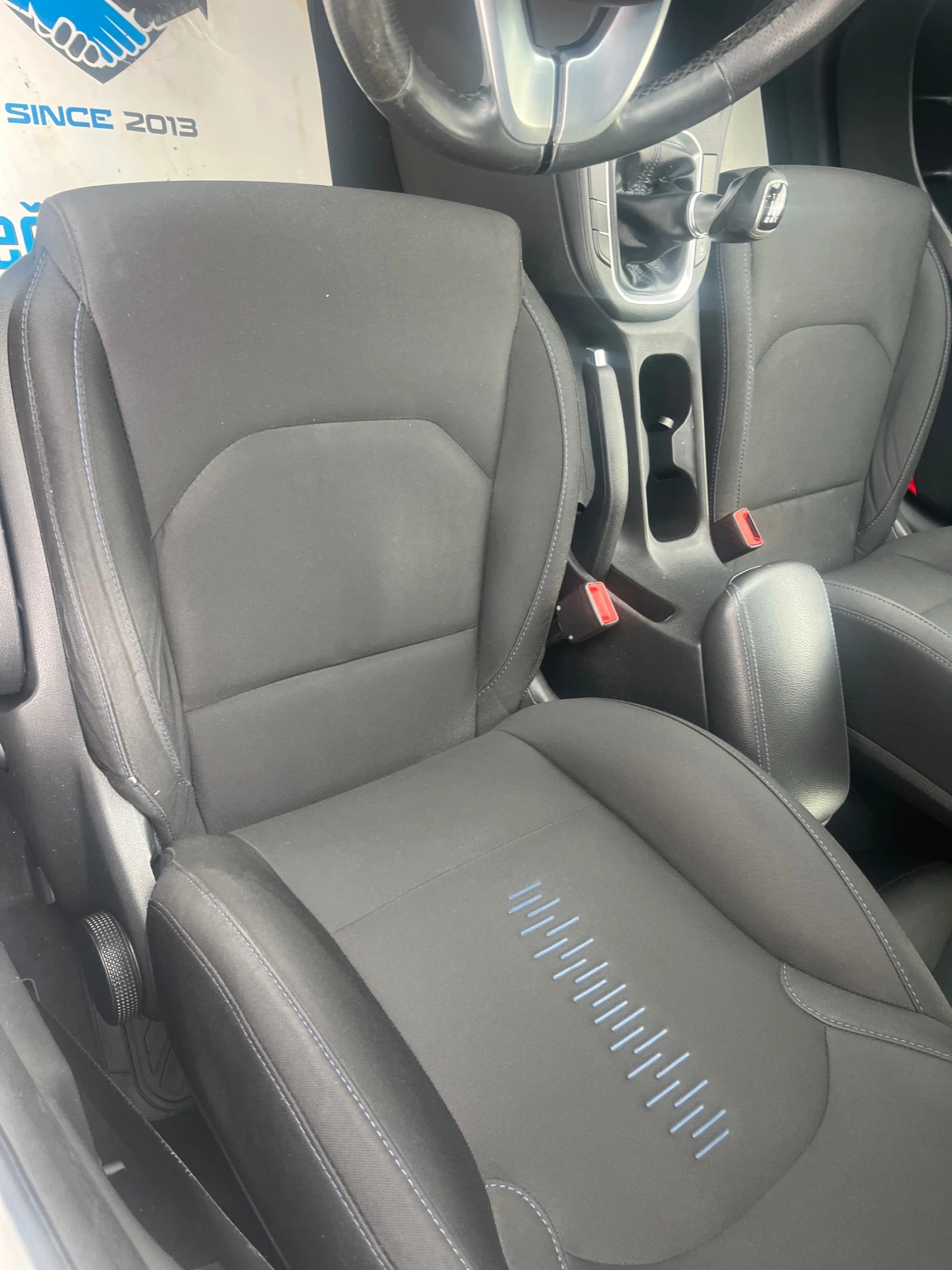Hyundai I30 1.6CRDI 110 kc, снимка 8 - Автомобили и джипове - 56272953