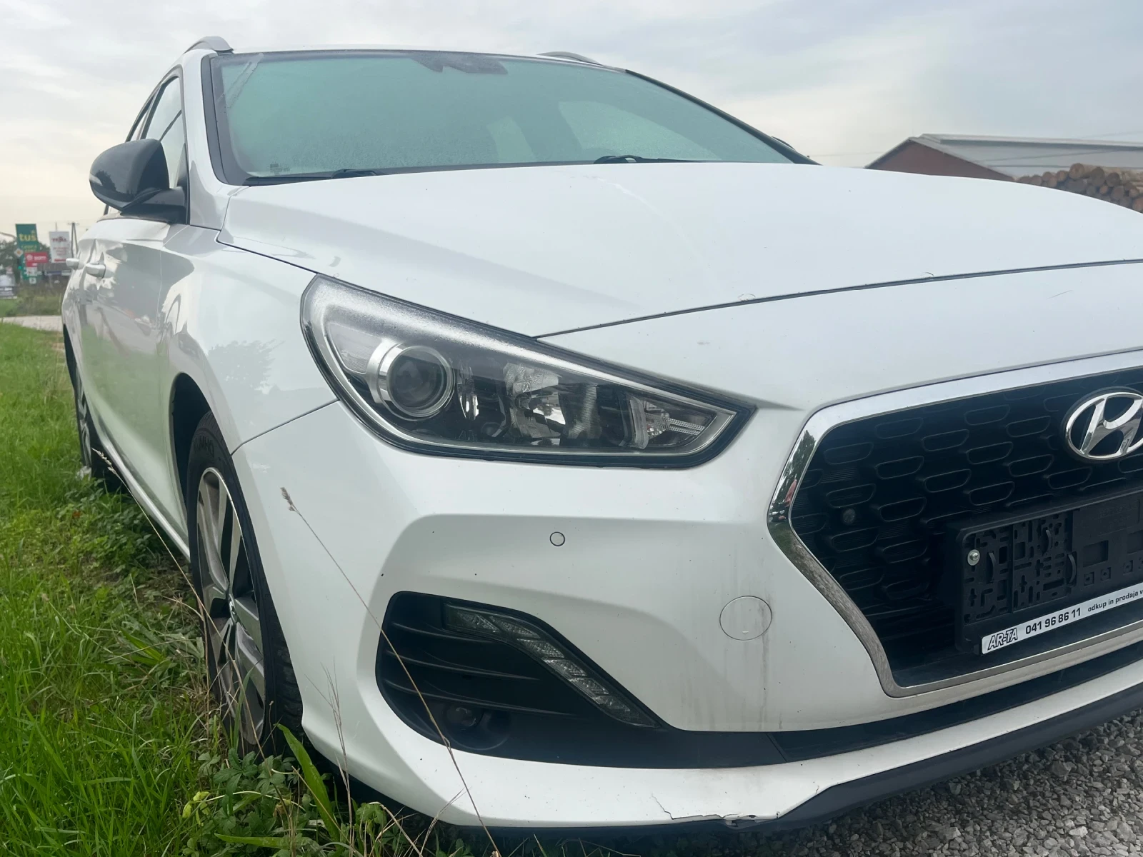 Hyundai I30 1.6CRDI 110 kc, снимка 3 - Автомобили и джипове - 56272953