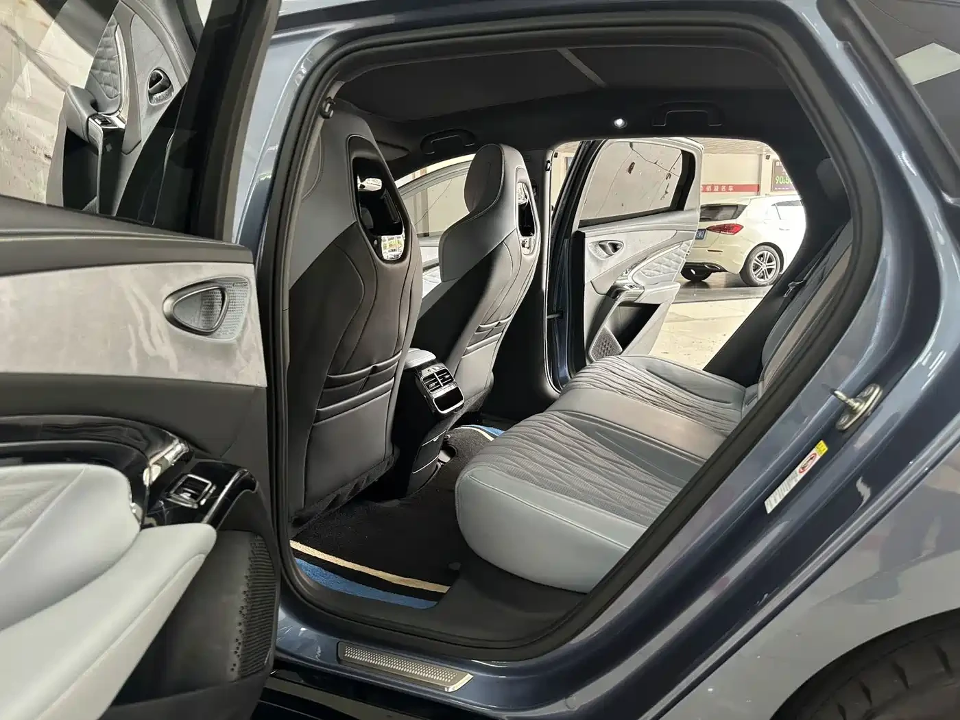 BYD Seal 2022 650km AWD Performance, снимка 14 - Автомобили и джипове - 56662818