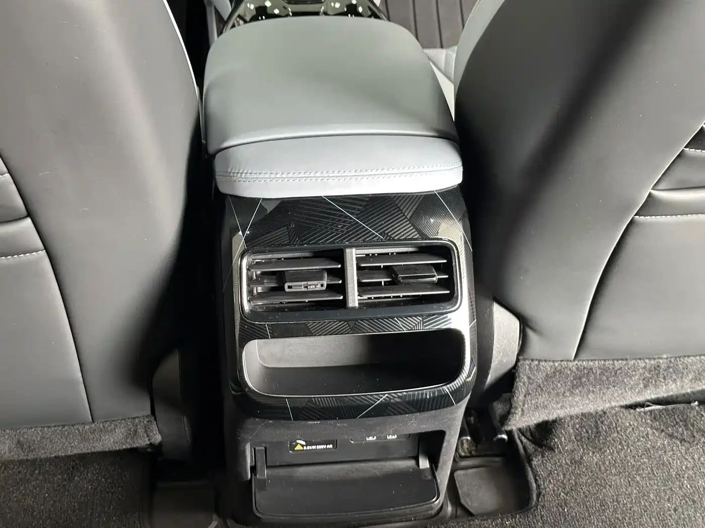 BYD Seal 2022 650km AWD Performance, снимка 16 - Автомобили и джипове - 56662818