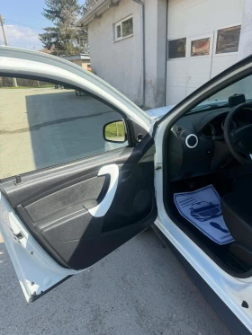 Dacia Duster, снимка 8