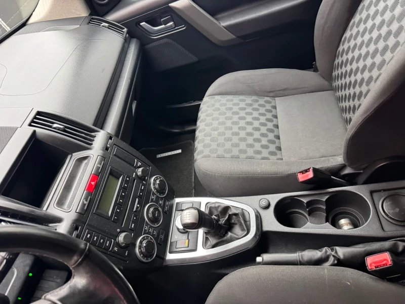 Land Rover Freelander, снимка 9 - Автомобили и джипове - 52893630