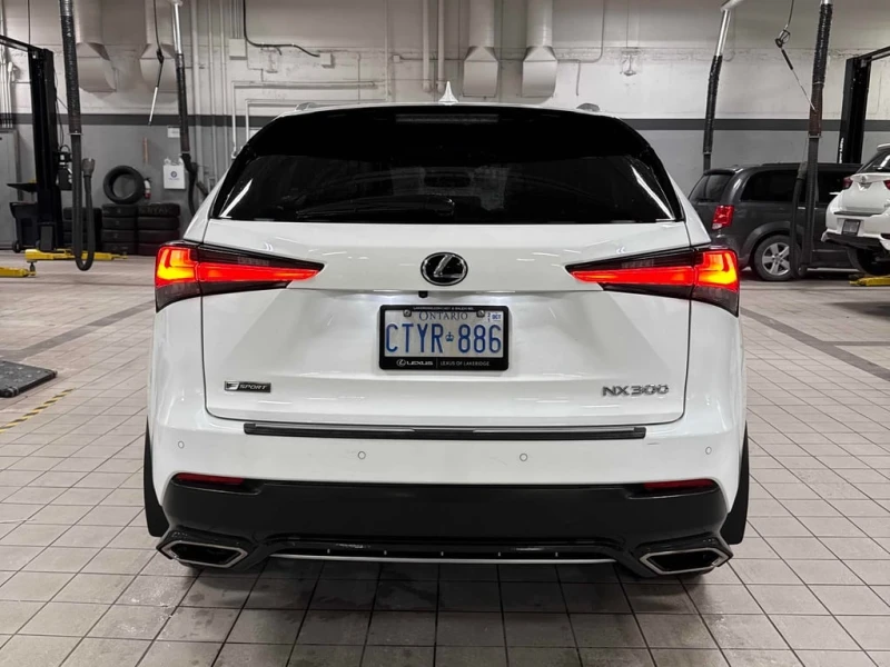 Lexus NX * 300 * CARFAX * БЕЗ ПЪРВОНАЧАЛНА ВНОСКА, снимка 4 - Автомобили и джипове - 52950457