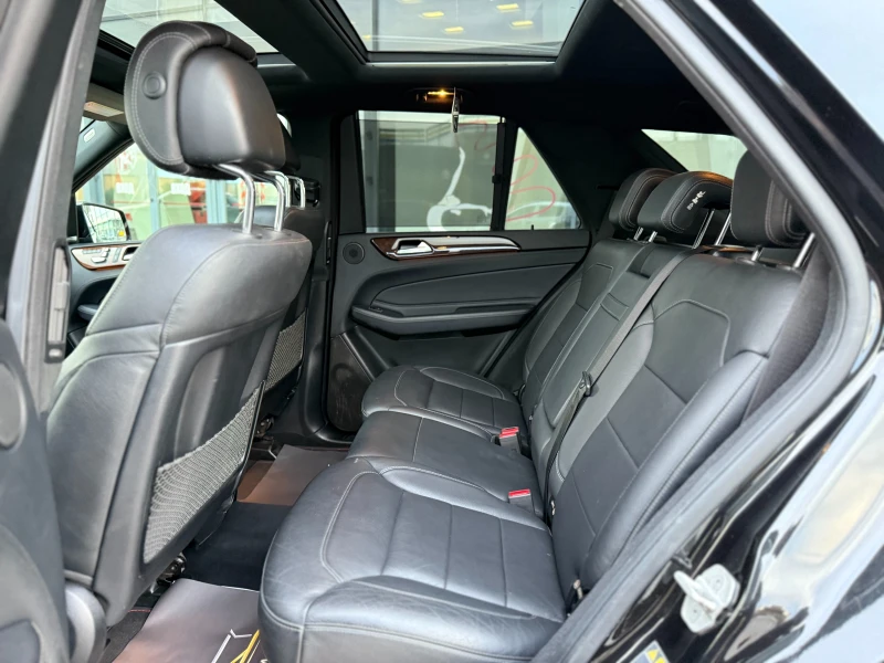 Mercedes-Benz GLE 500 6 МЕСЕЦА ГАРАНЦИЯ/AMG Пакет 136хил.км!!!, снимка 8 - Автомобили и джипове - 53054592