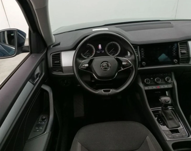 Skoda Kodiaq 2.0 TDI 110KW DSG.KAMERA.LED.NAVI.7MESTA, снимка 7 - Автомобили и джипове - 53254036