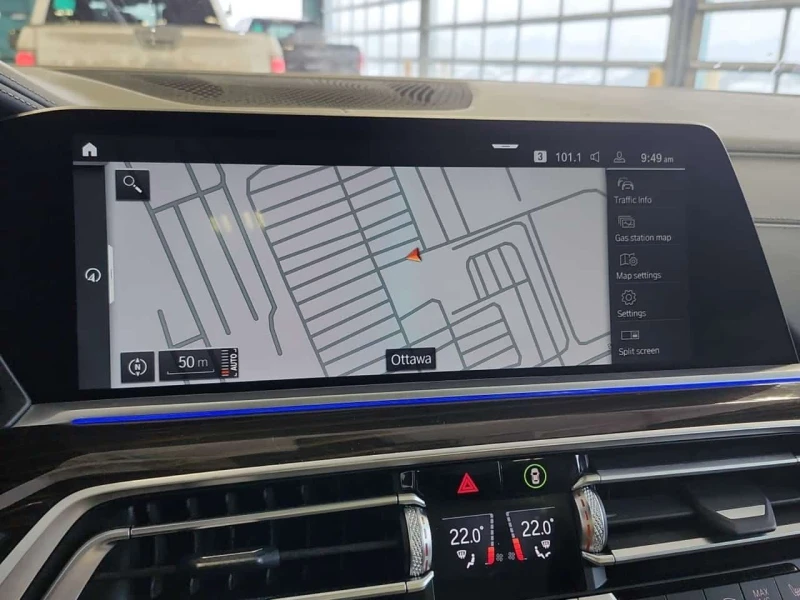 BMW X6 XDRIVE40I * CARFAX * ДИСТРОНИК* ПАНОРАМА, снимка 9 - Автомобили и джипове - 53524094