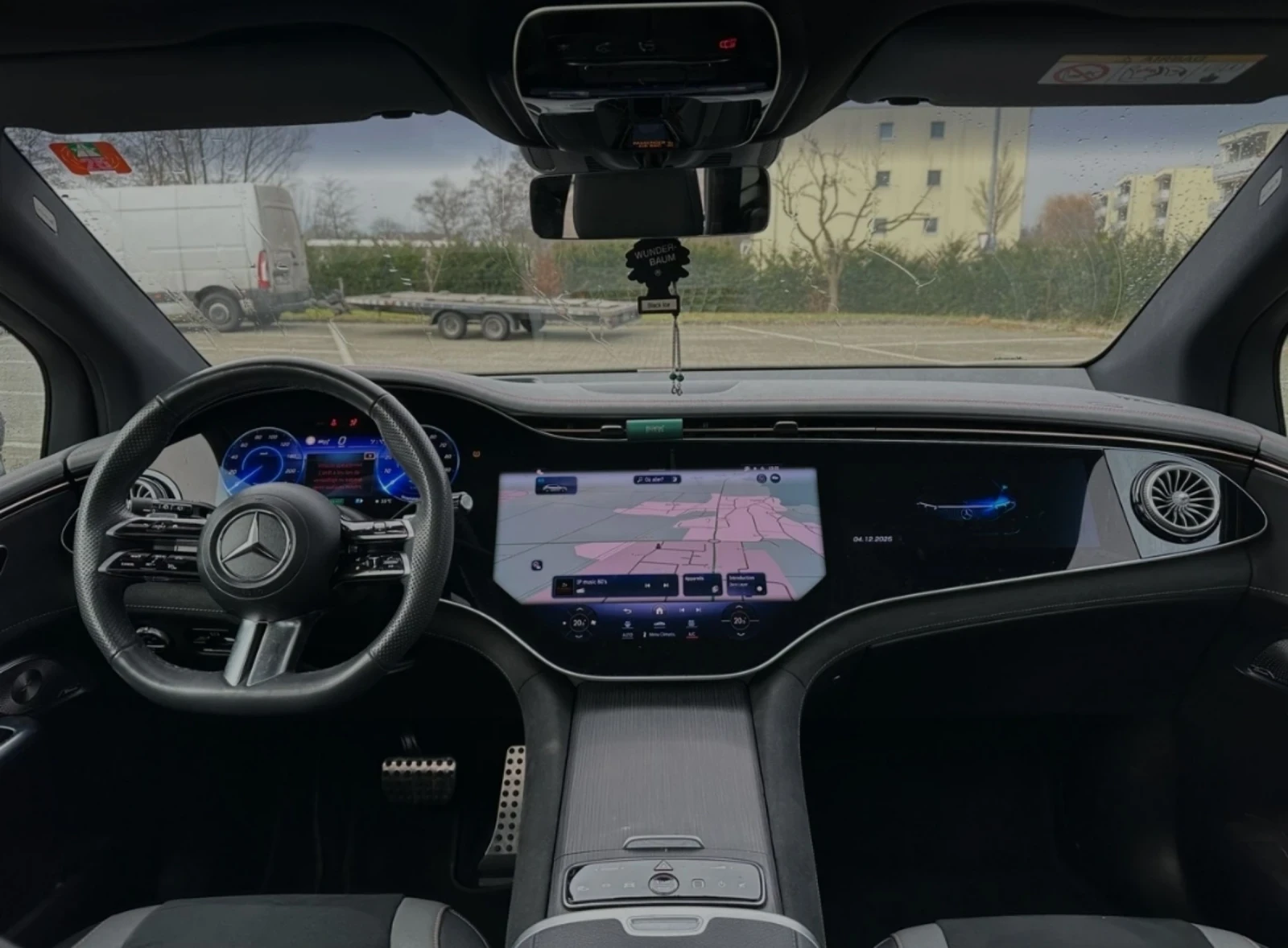 Mercedes-Benz EQE SUV AMG  - изображение 4