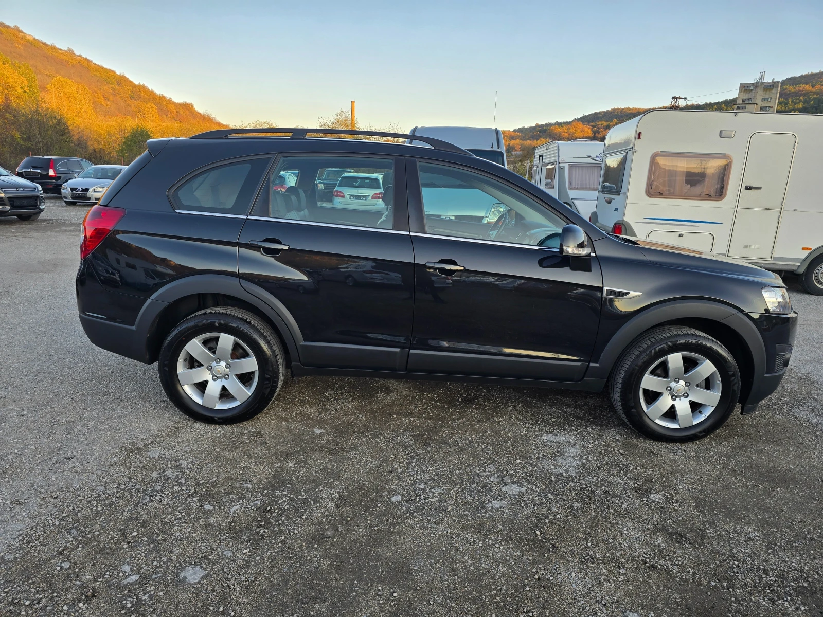 Chevrolet Captiva 2.2D 6+ 1 КАТО НОВА - изображение 2