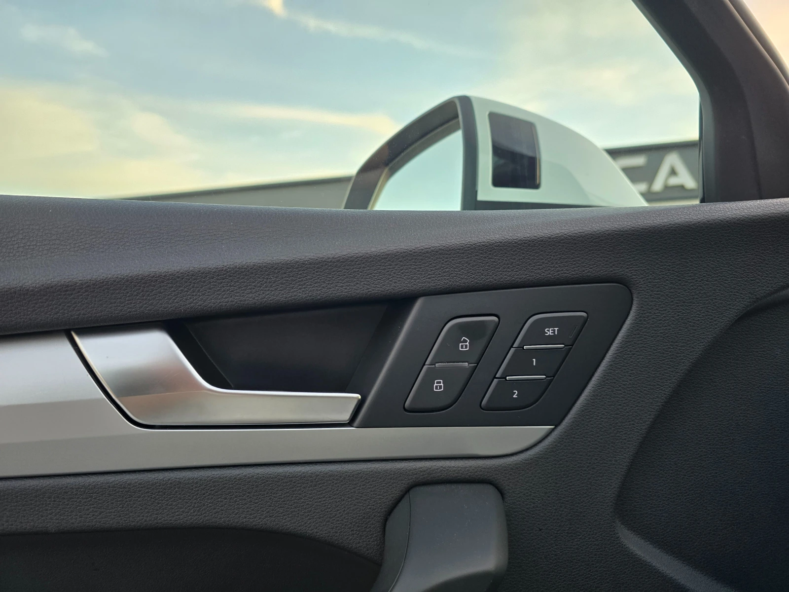 Audi Q5 2.0 TFSI* S line*  - изображение 10