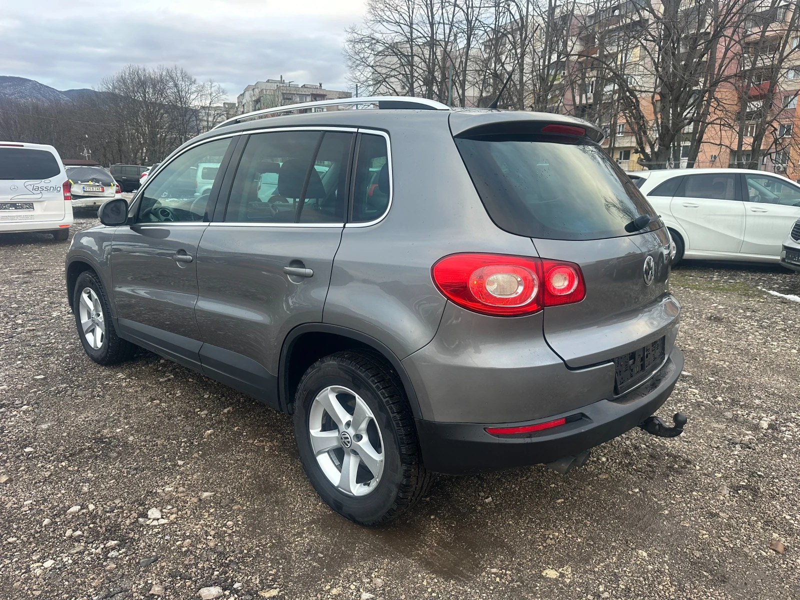 VW Tiguan 2.0TDI 140kc 4X4 AUTOMAT - изображение 3
