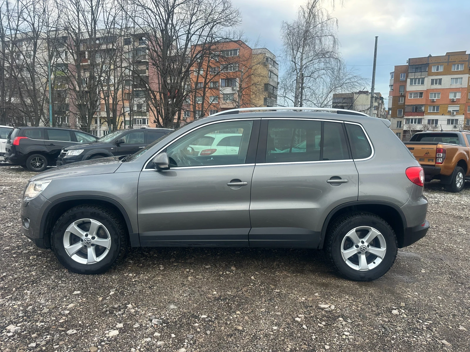 VW Tiguan 2.0TDI 140kc 4X4 AUTOMAT - изображение 2