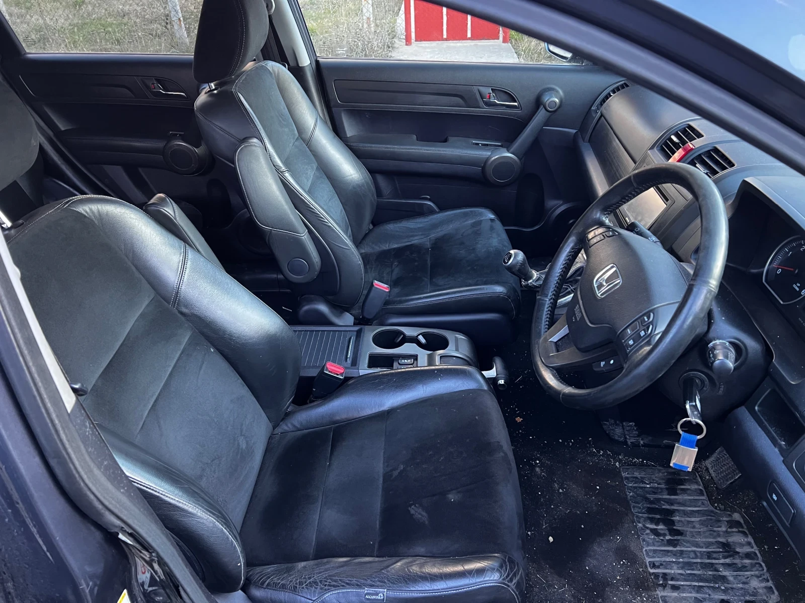 Honda Cr-v 2.2 150кс Фейслифт - изображение 9