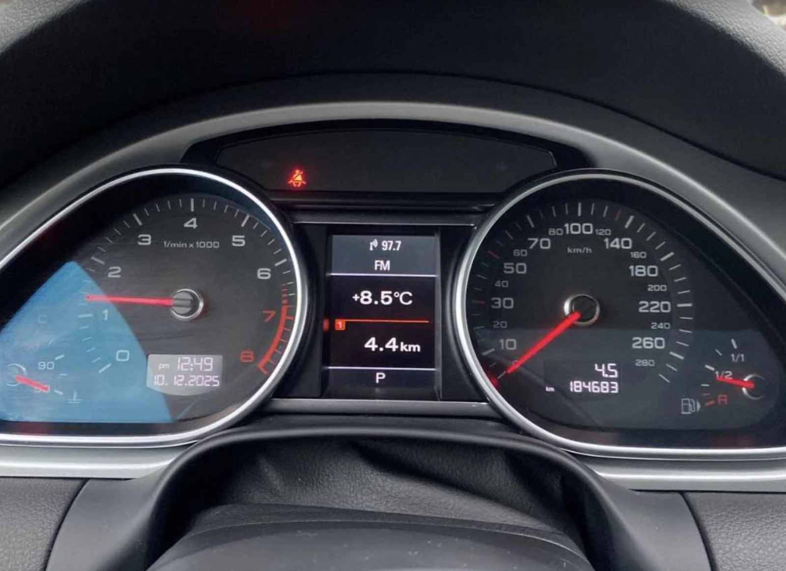 Audi Q7 3.0T Technik* КОжа* ПАНО* НАВИ* ПОДГРЕВ* CARFAX, снимка 8 - Автомобили и джипове - 53934397