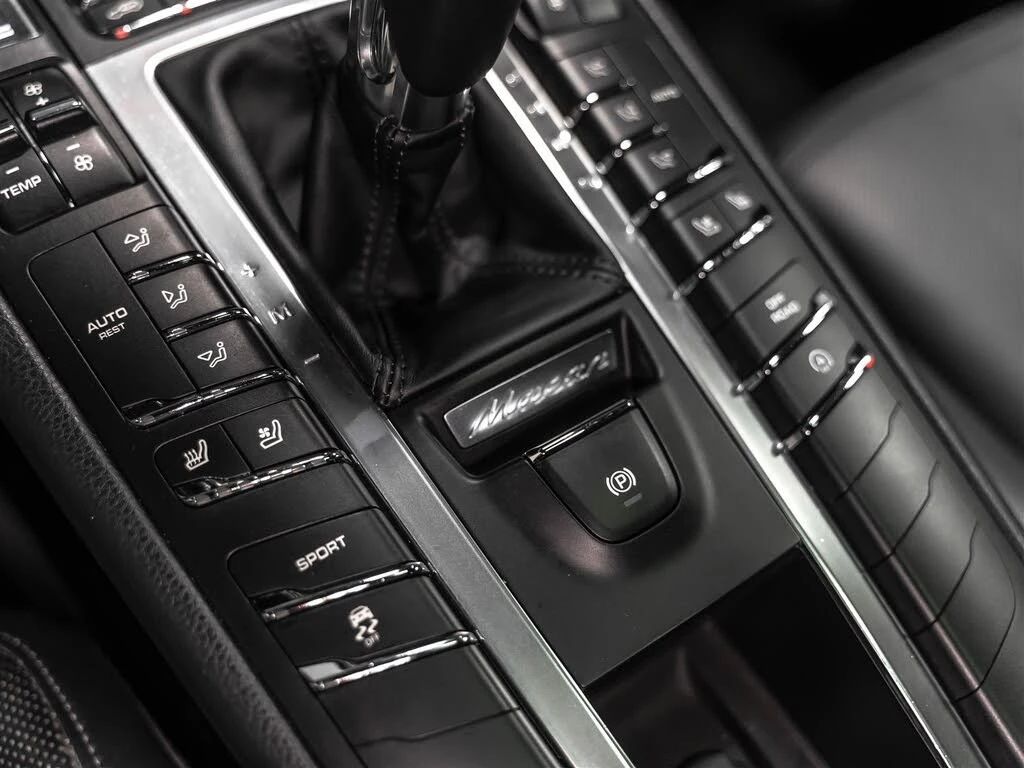 Porsche Macan S AWD * АвтоКредит* (ЦЕНА ДО БГ), снимка 17 - Автомобили и джипове - 54126814