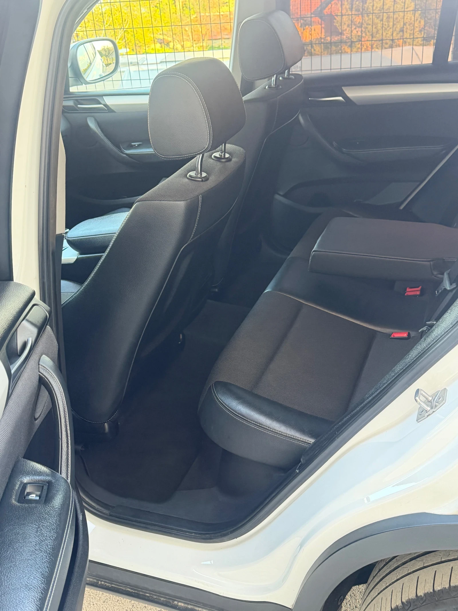 BMW X3 2.0 X-Drive , снимка 12 - Автомобили и джипове - 54243184