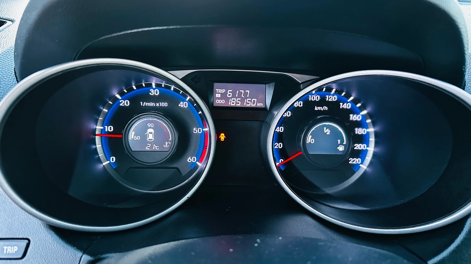 Hyundai IX35 1.7crdi-нави-подгрев-автопилот, снимка 13 - Автомобили и джипове - 54720124