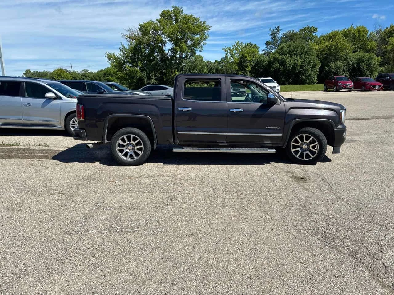 Gmc Sierra * Denali * АВТОКРЕДИТ БЕЗ ПЪРВОНАЧАЛНА ВНОСКА* , снимка 3 - Автомобили и джипове - 54936820