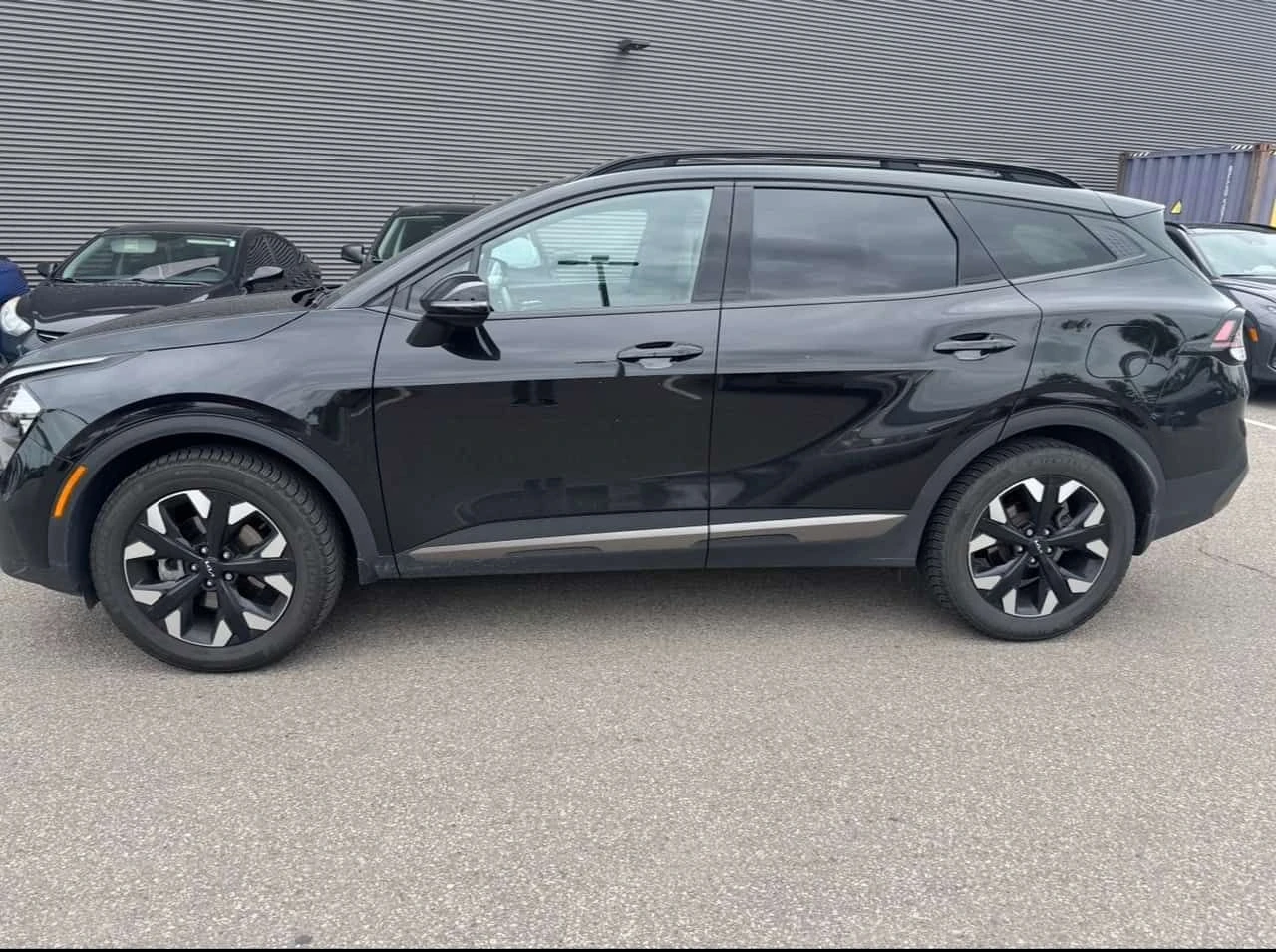 Kia Sportage LX AWD | CARFAX | АВТОКРЕДИТ БЕЗ ПЪРВОНАЧАЛНА, снимка 3 - Автомобили и джипове - 55595281