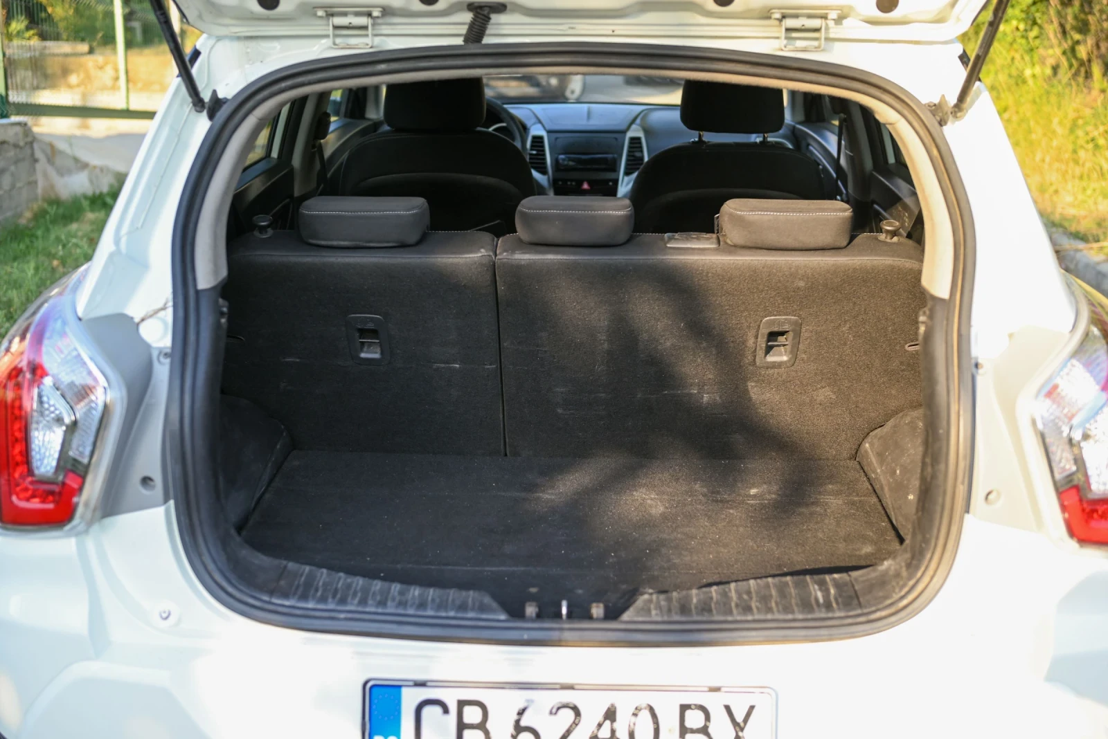 SsangYong Tivoli, снимка 17 - Автомобили и джипове - 55674325