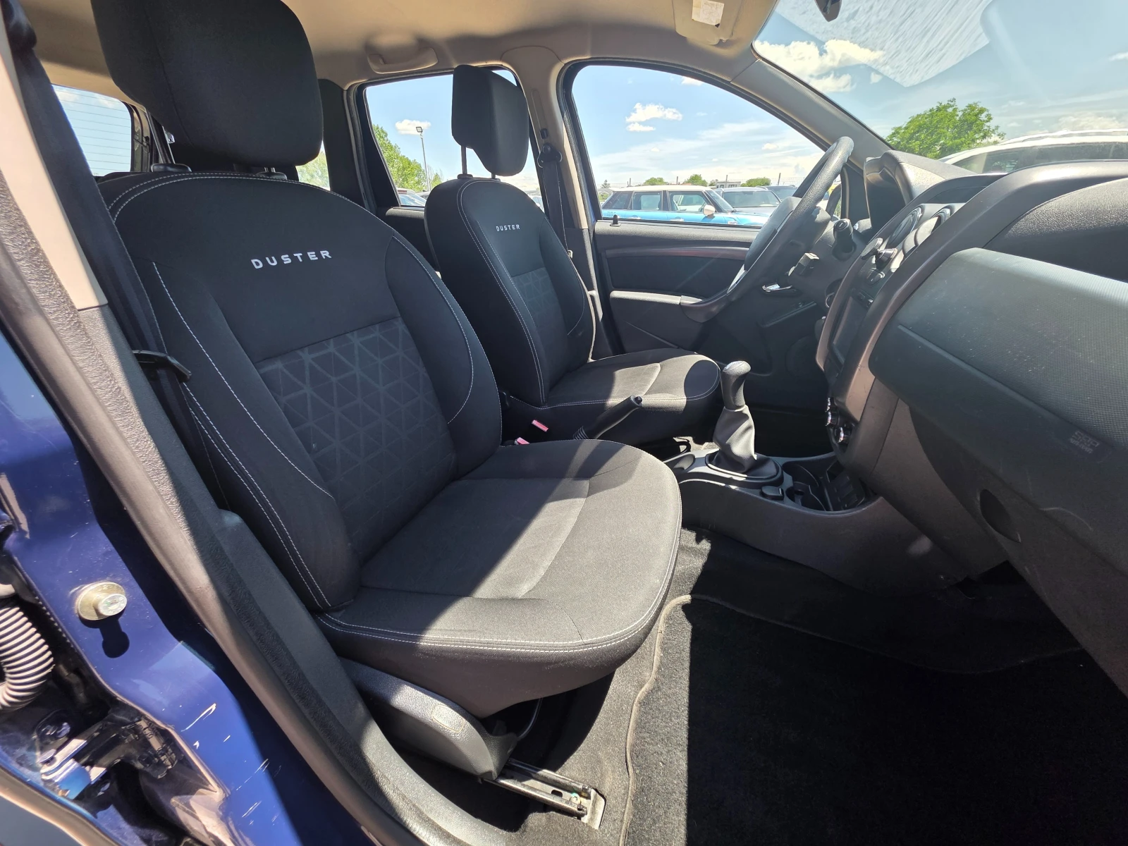 Dacia Duster 1.6 i-Ambiance-4x2-105hp-Facelift, снимка 16 - Автомобили и джипове - 55767661