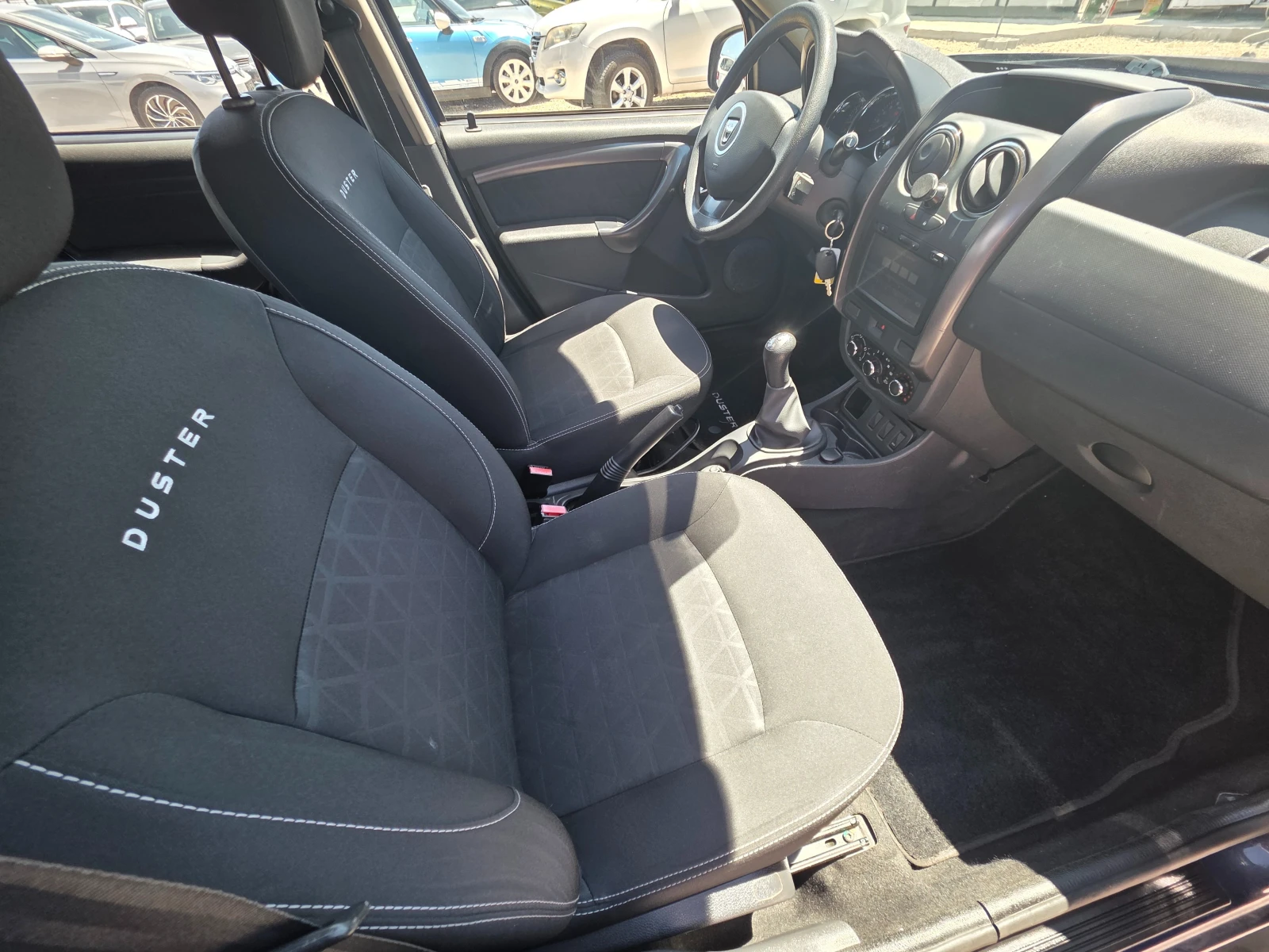 Dacia Duster 1.6 i-Ambiance-4x2-105hp-Facelift, снимка 15 - Автомобили и джипове - 55767661