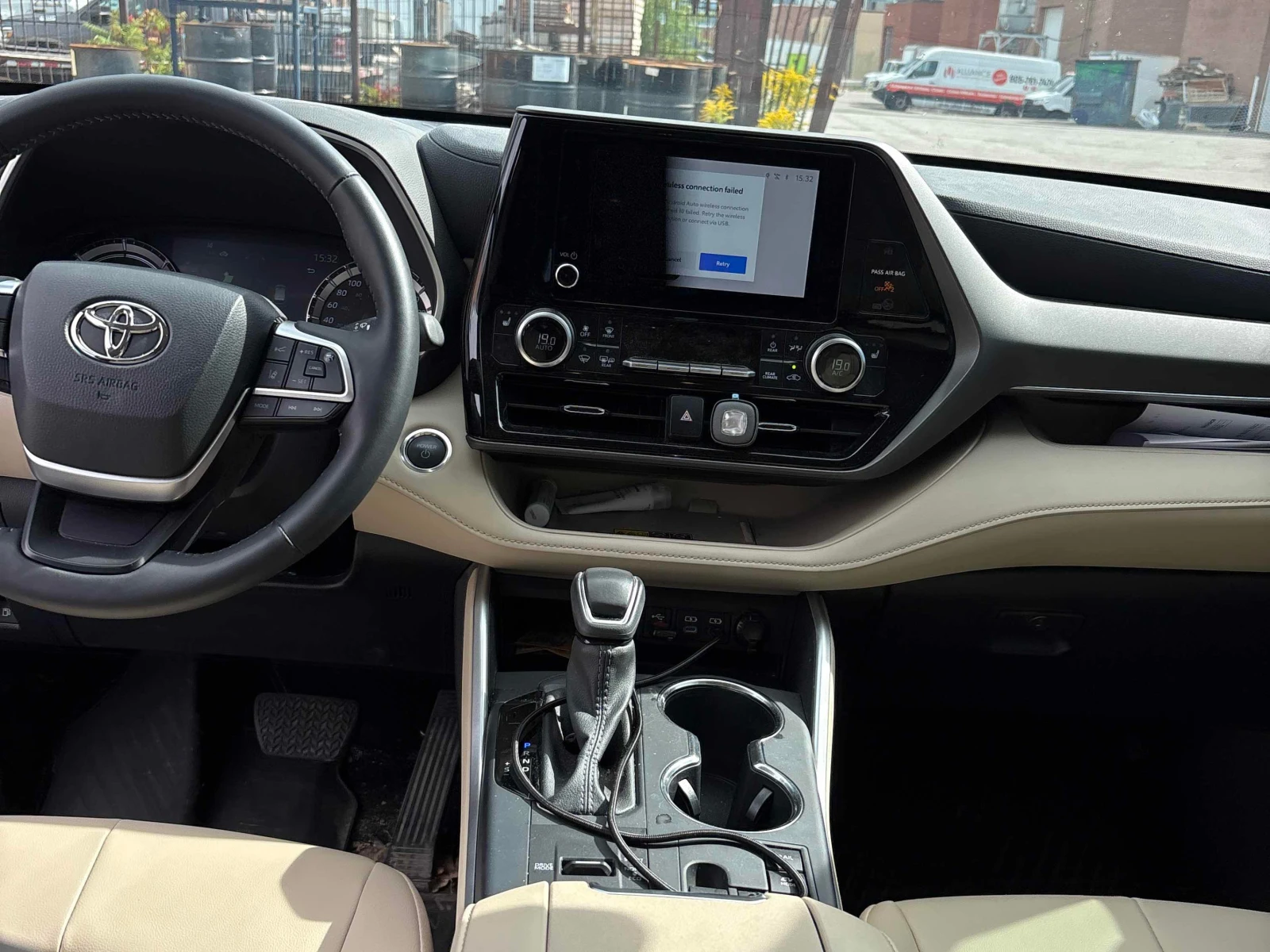 Toyota Highlander Hybrid XLE | CARFAX | БЕЗ ИНЦИДЕНТИ, снимка 9 - Автомобили и джипове - 55982805