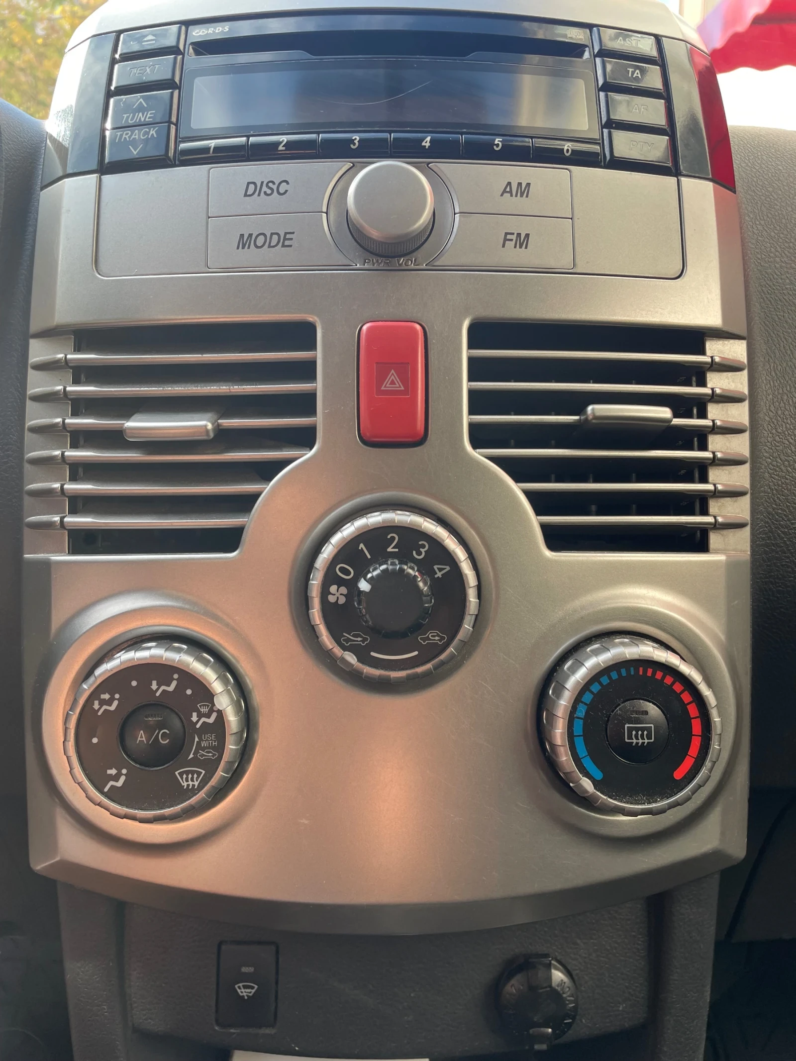 Daihatsu Terios 1.5 AWD автоматик, снимка 11 - Автомобили и джипове - 56542654