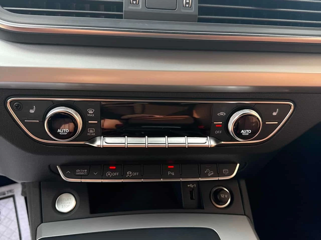 Audi Q5  * CARFAX * ����� �� ����������� | Mobile.bg � ����������� 13