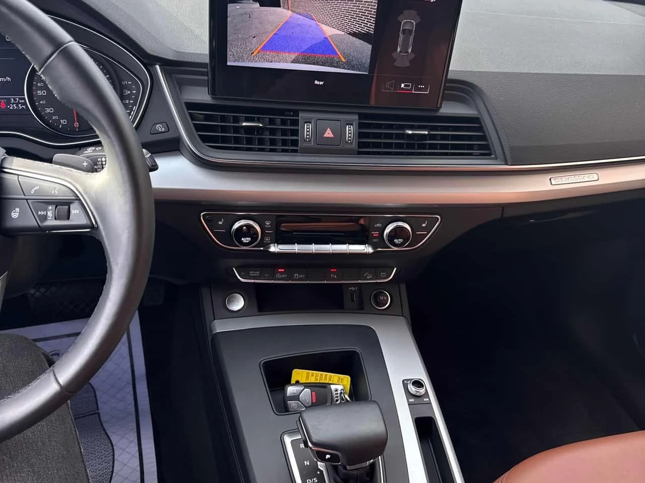 Audi Q5  * CARFAX * ����� �� ����������� | Mobile.bg � ����������� 9