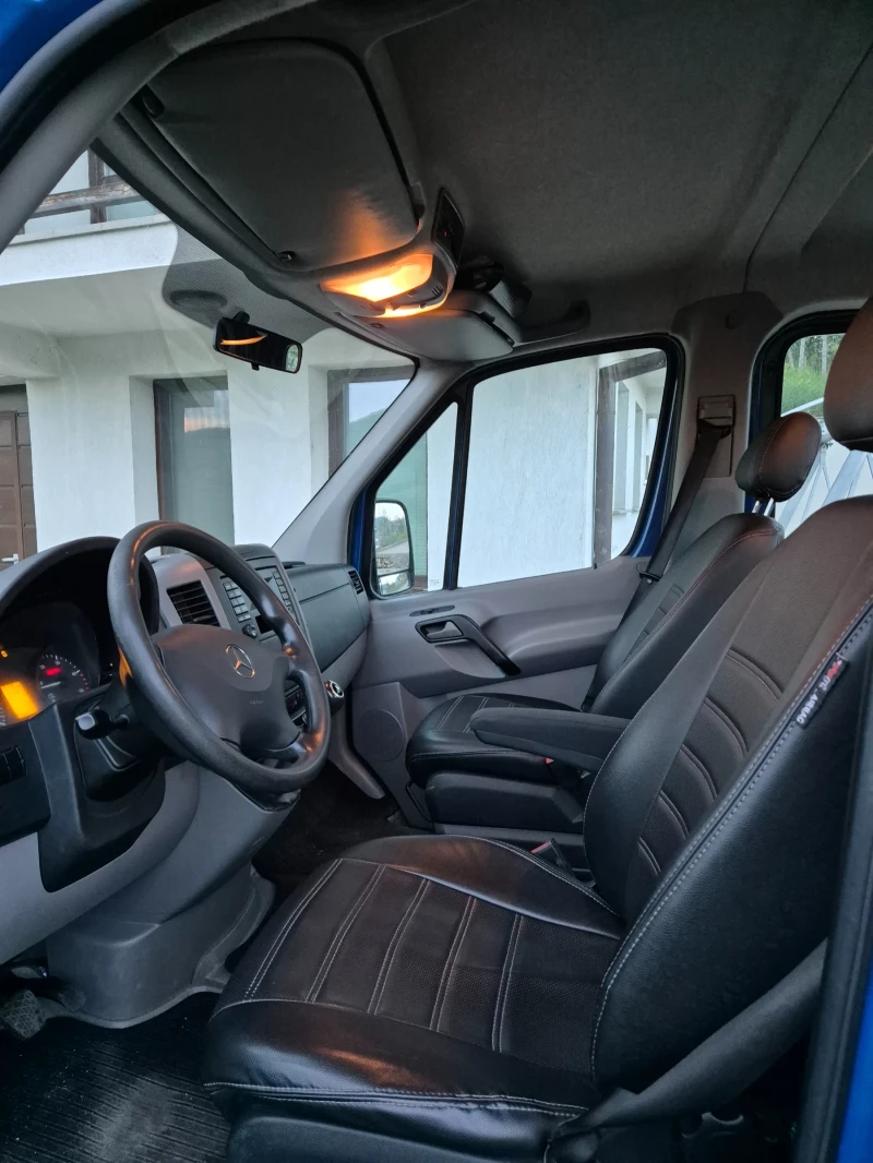 Mercedes-Benz Sprinter 2.2 CDI Дубъл кабина и кран, снимка 4 - Бусове и автобуси - 52786672