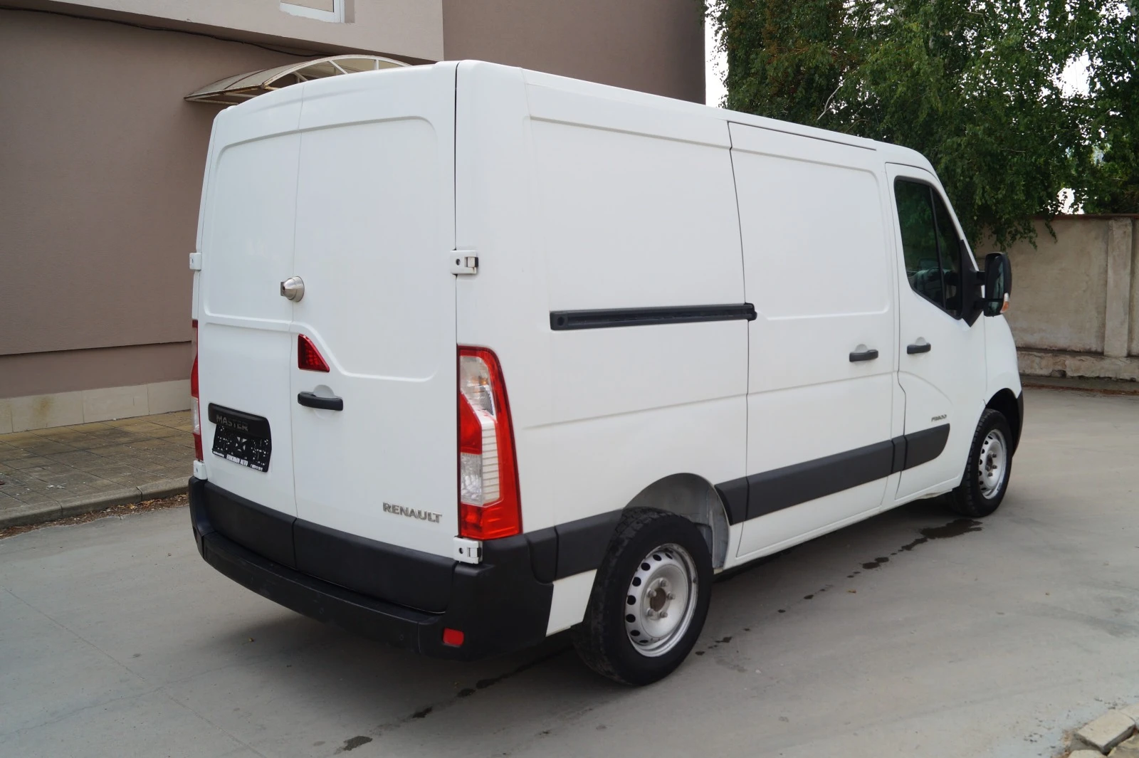 Renault Master 2.3d - изображение 5