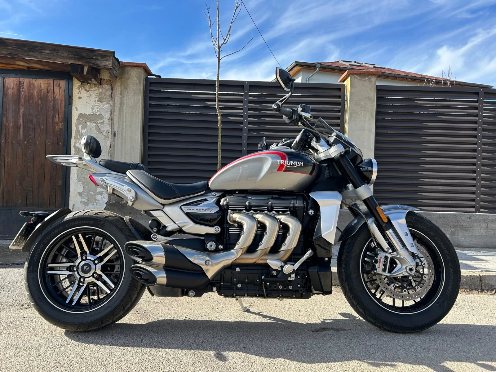 Triumph Rocket 3 GT - изображение 6