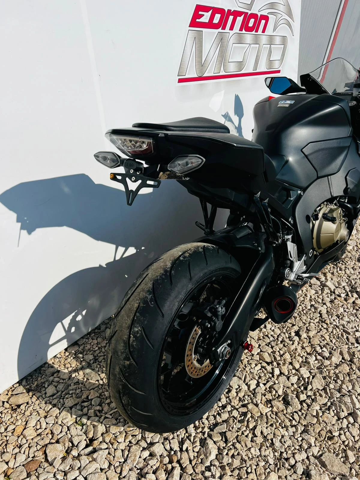 Honda Cbr 1000RR, снимка 3 - Мотоциклети и мототехника - 53998293