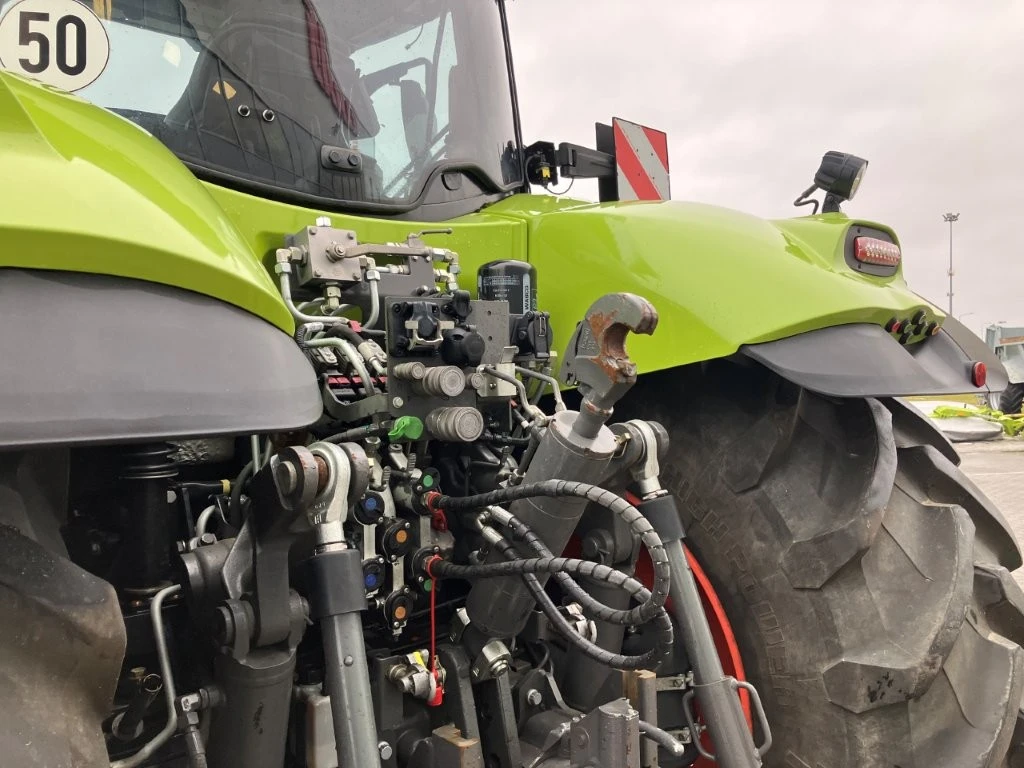 Трактор Claas AXION 870 САМО 900 ЧАСА ЛИЗИНГ - изображение 10