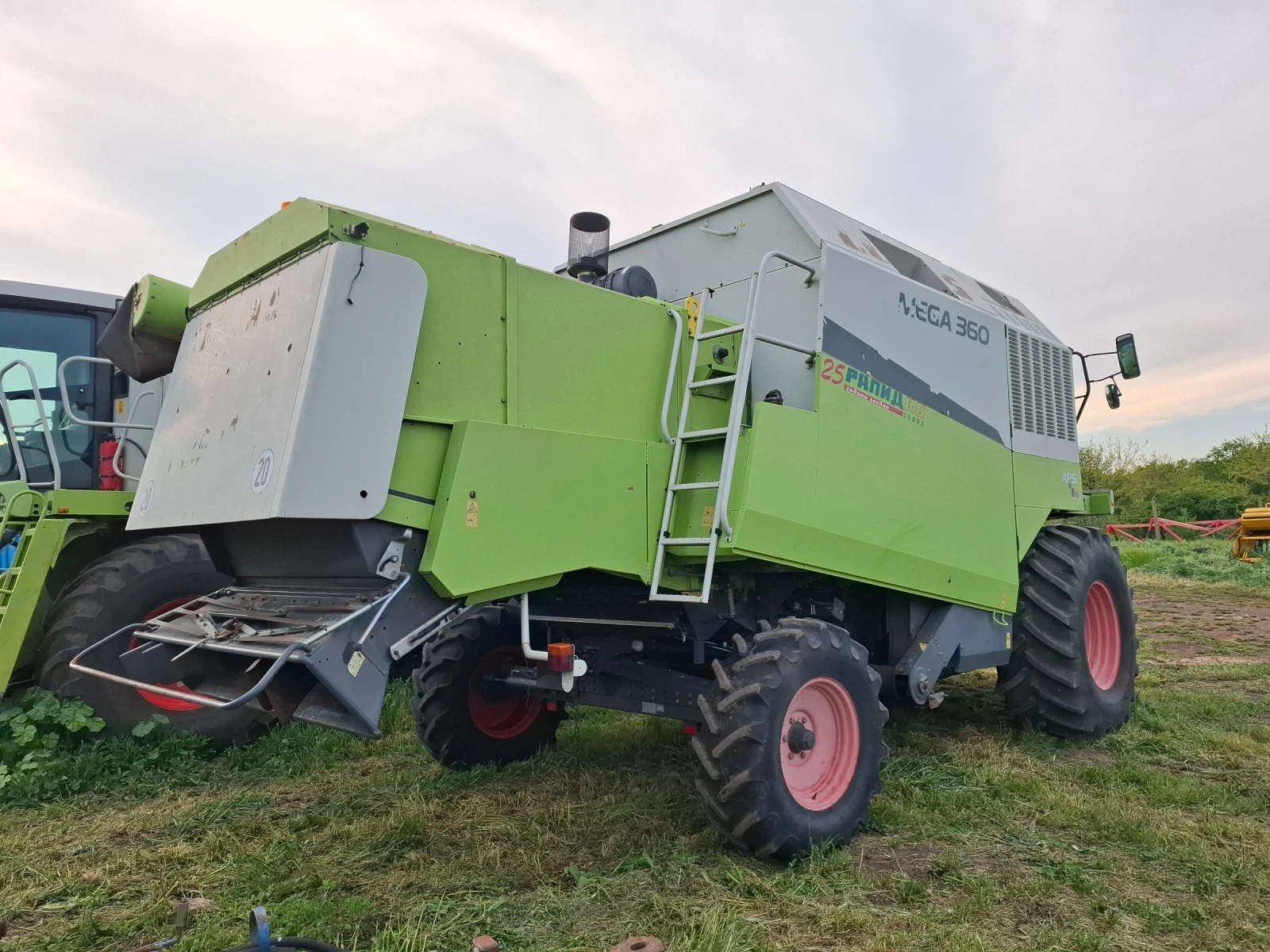 ������� Claas Mega 360 | Mobile.bg � ����������� 4