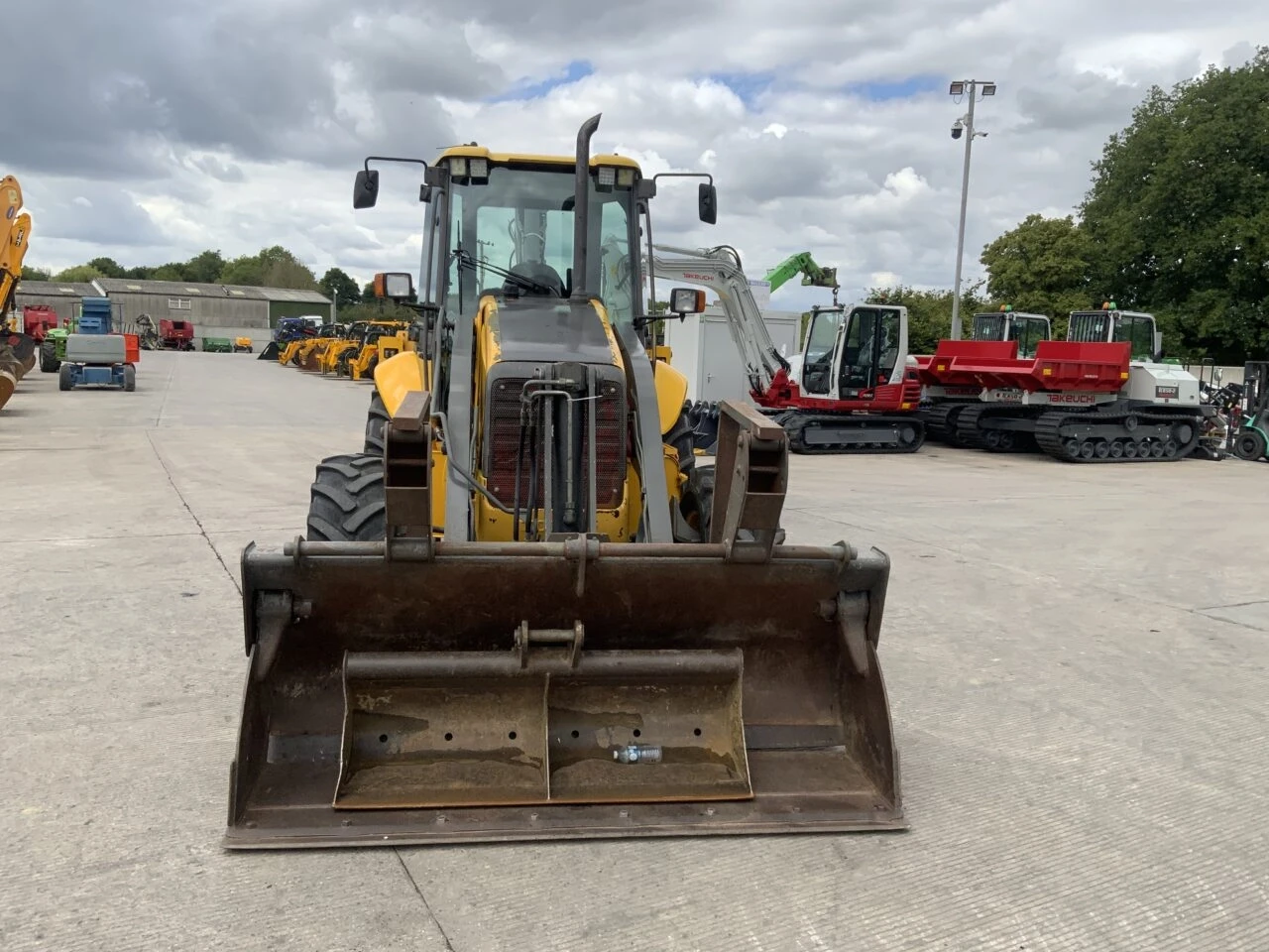 Багер Volvo BL71 - изображение 5