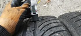 Гуми Зимни 235/55R18, снимка 5