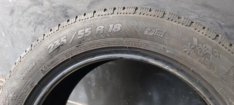 Гуми Зимни 235/55R18, снимка 8 - Гуми и джанти - 35123280