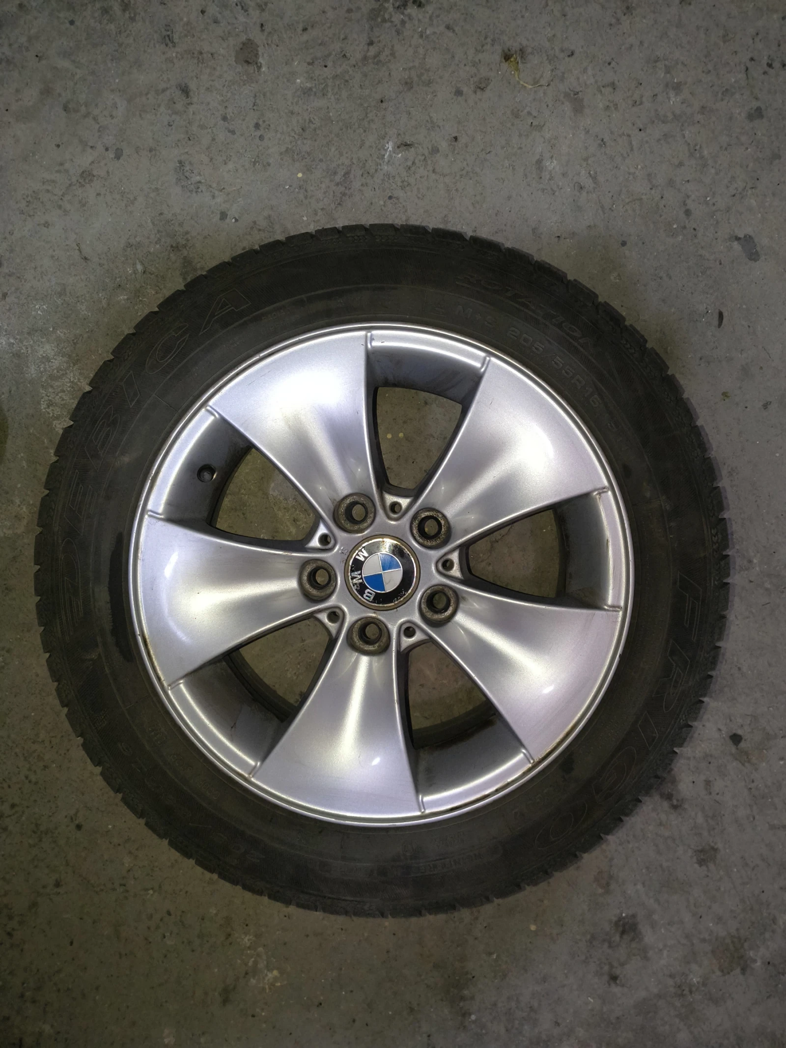 ���� � ������ 205/55R16 �� BMW 320 | Mobile.bg � ����������� 2