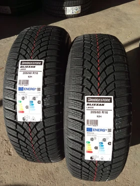 Гуми Зимни 205/60R16, снимка 1 - Гуми и джанти - 48744099