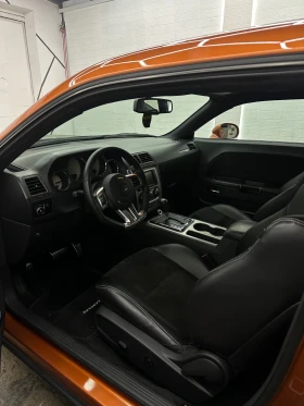 Dodge Challenger  6, 4 SRT | Mobile.bg    9